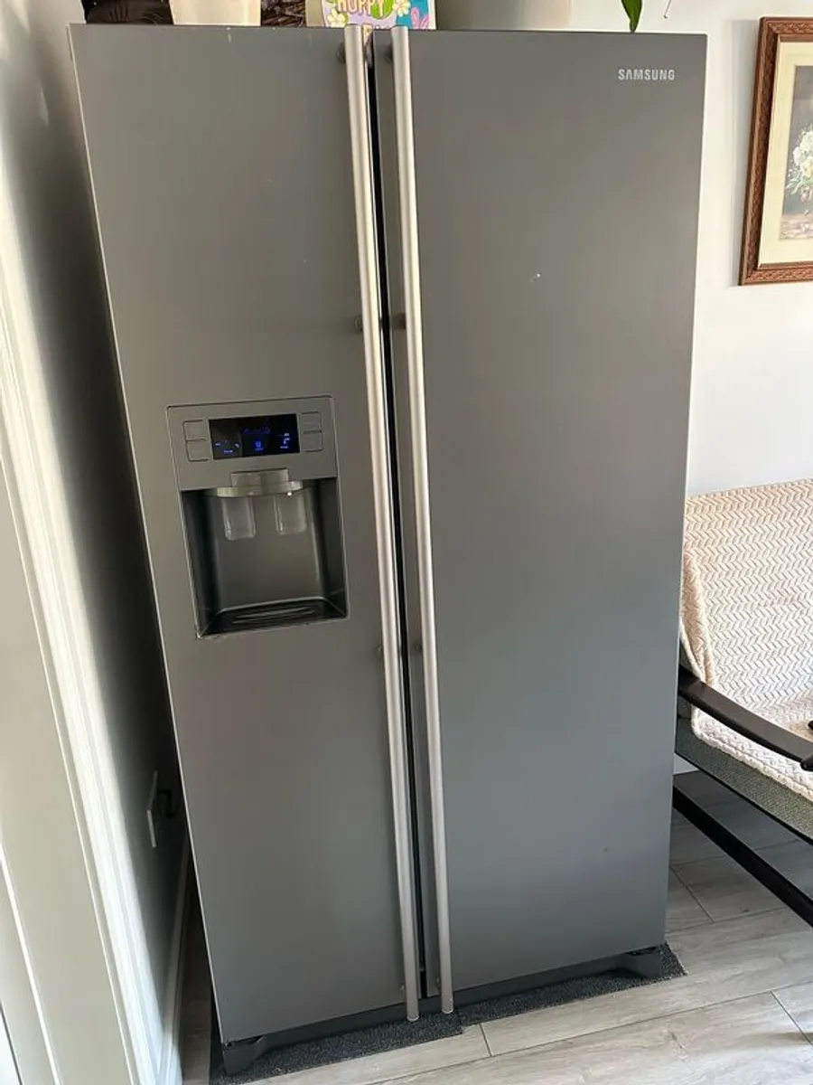 fridge - Image 4
