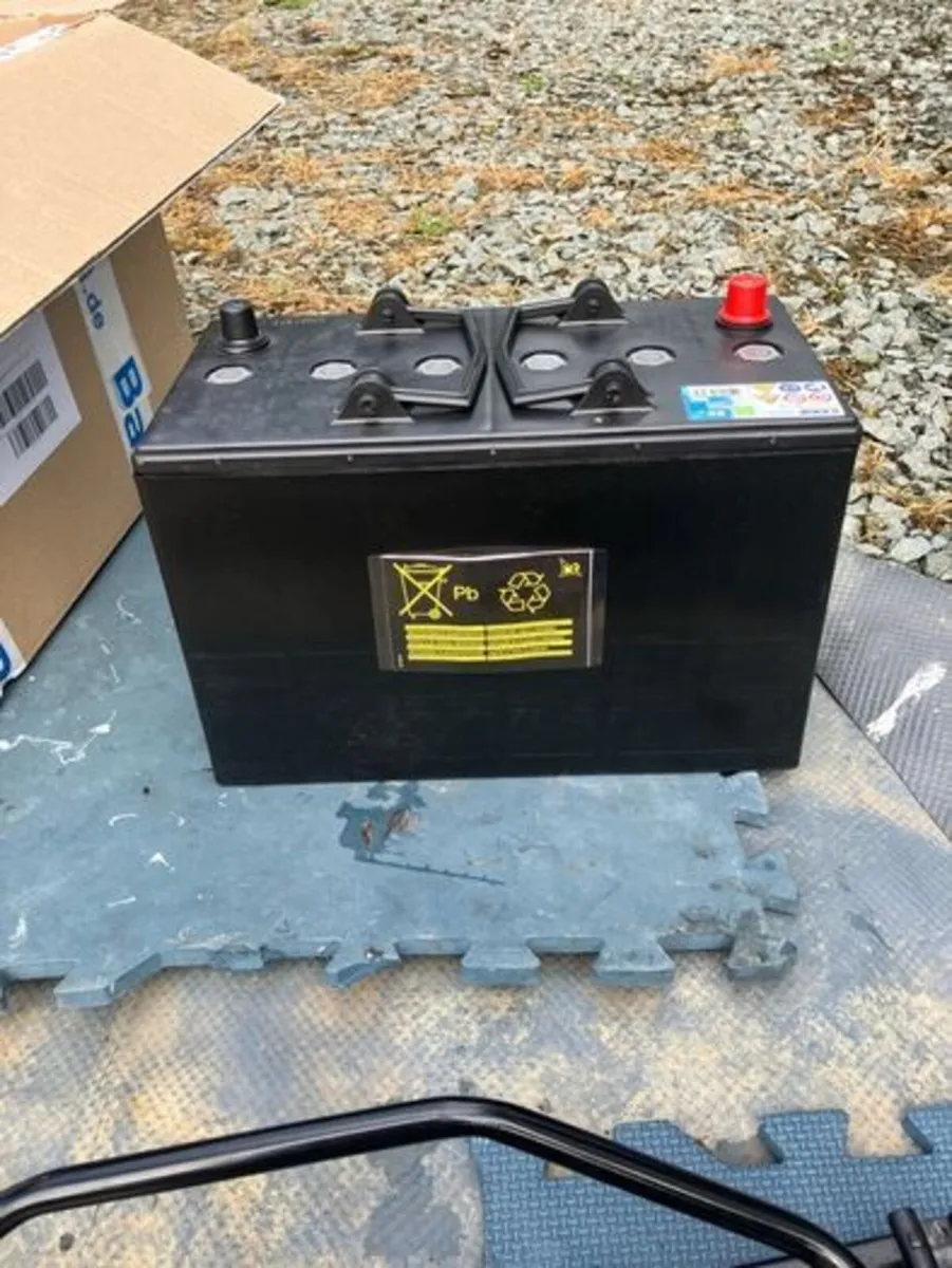 Camper Battery NEW. UNUSED. - Image 2
