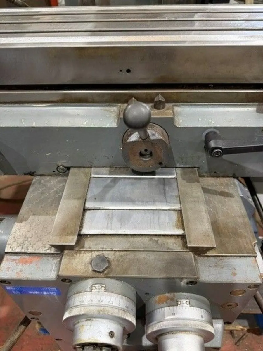 AJAX TURRET MILL / MILLING MACHINE - Image 3