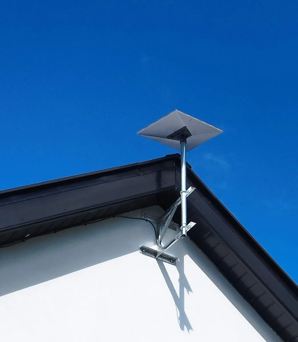 Starlink pole mount and installs - Image 1