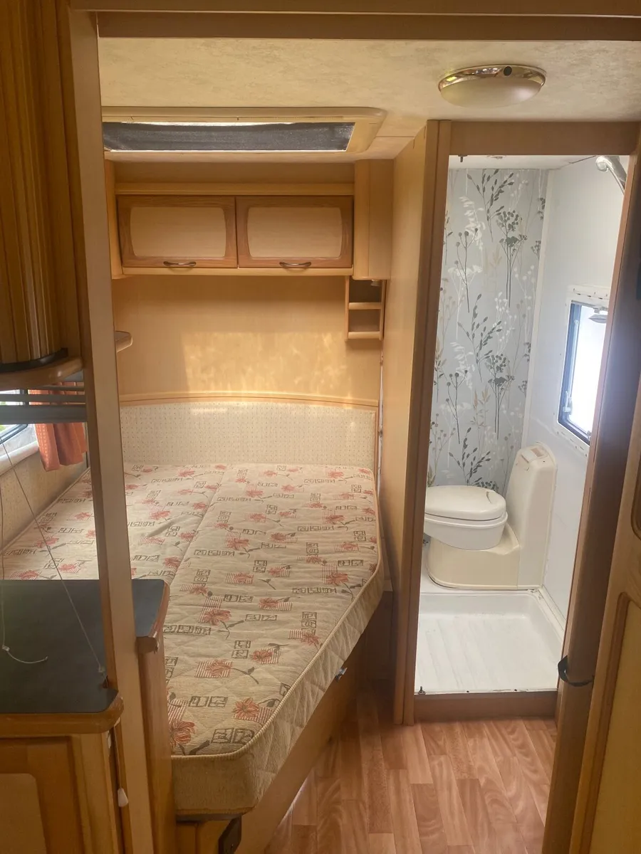 Caravan - Image 4
