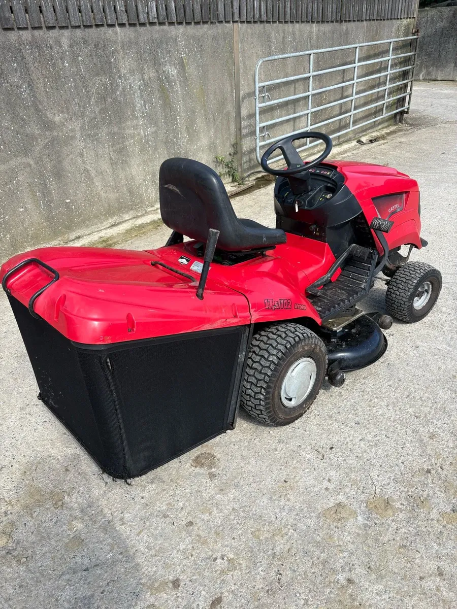Castle garden Ride on Mower - Image 4