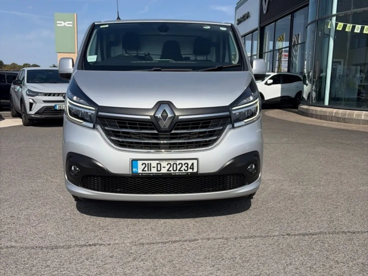 Renault Trafic LWB 145BHP AUTO TWIN SLIDER ex vat - Image 2