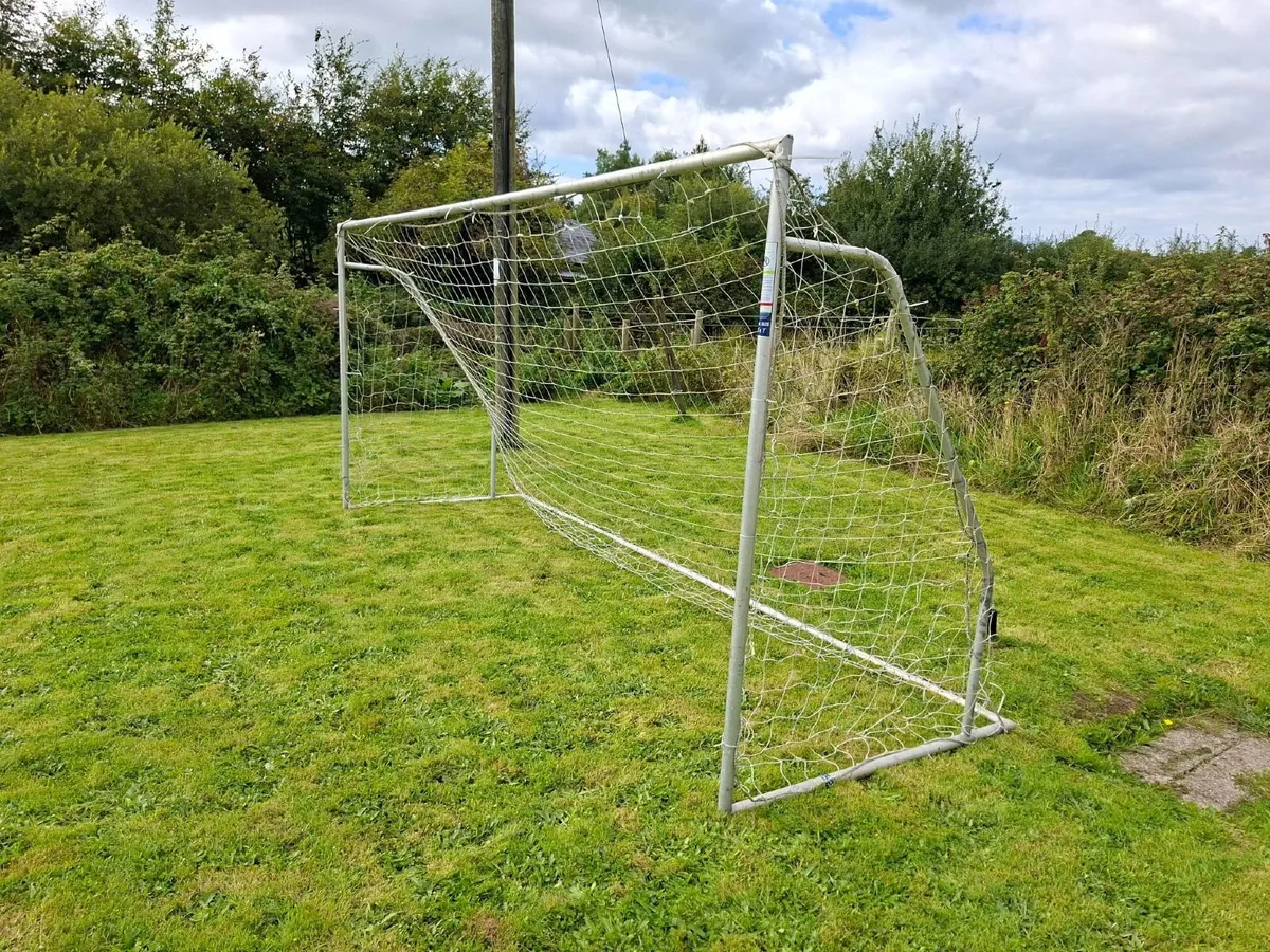 Goal Posts - Image 3