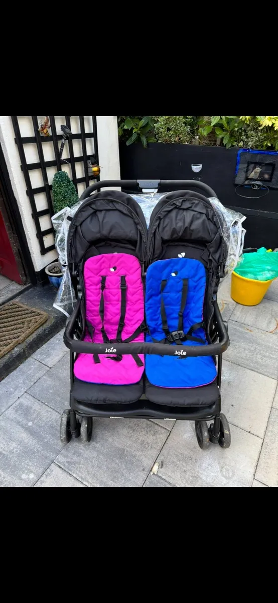 Joie double stroller - Image 1