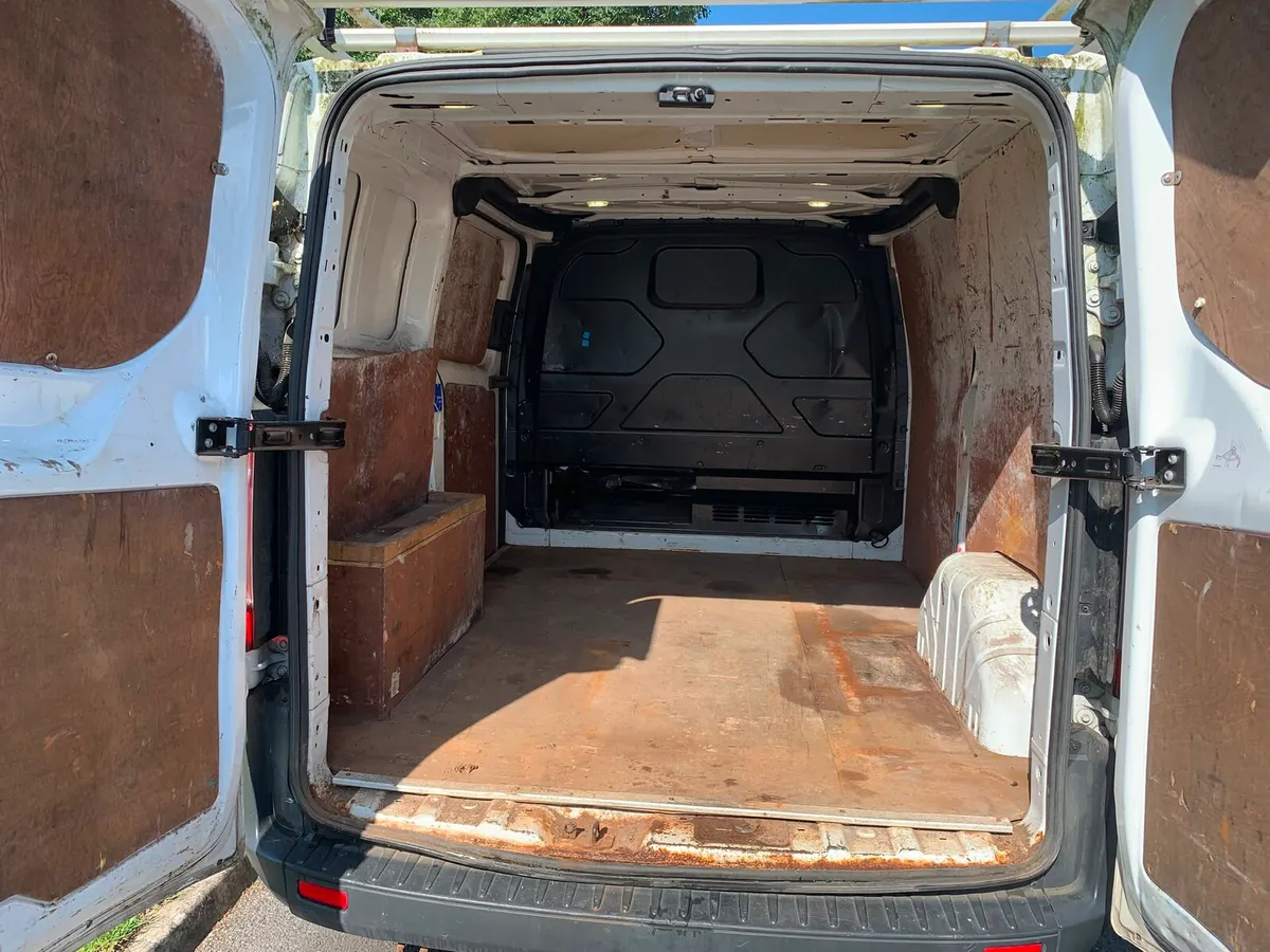 Ford transit custom swb 172 - Image 4