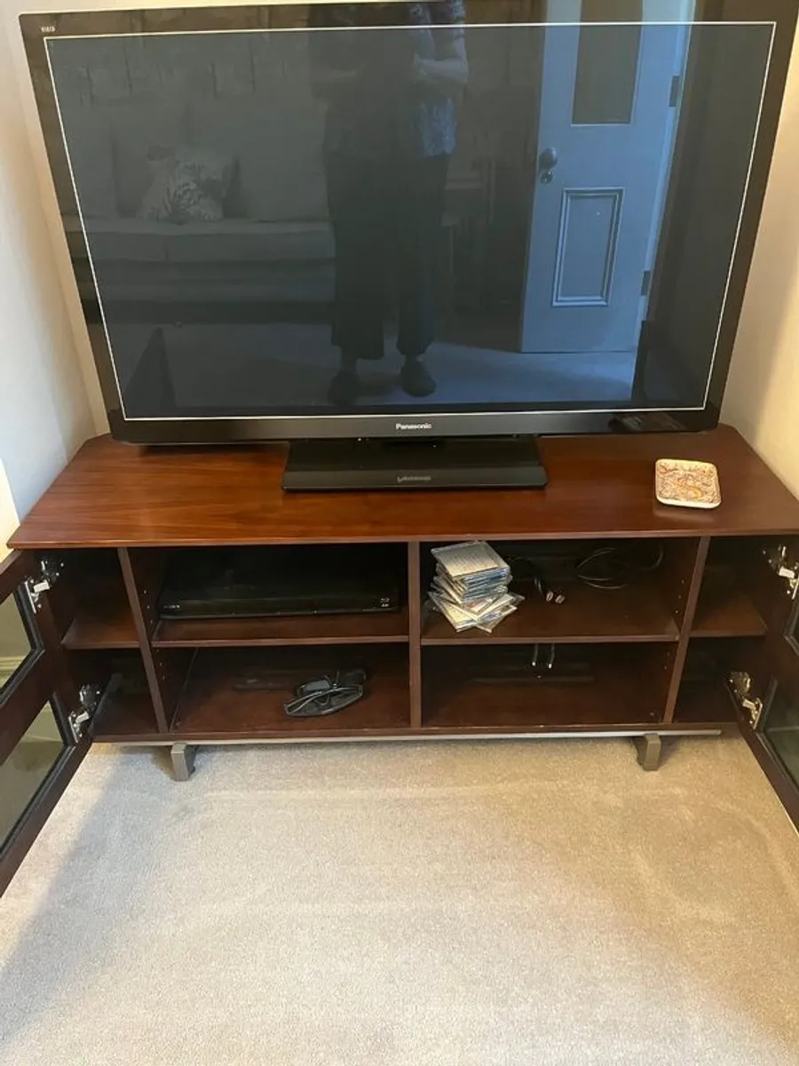 TV unit - Image 1