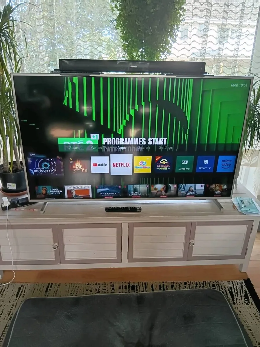 Phillips Ambilight 55 Inch - Image 2
