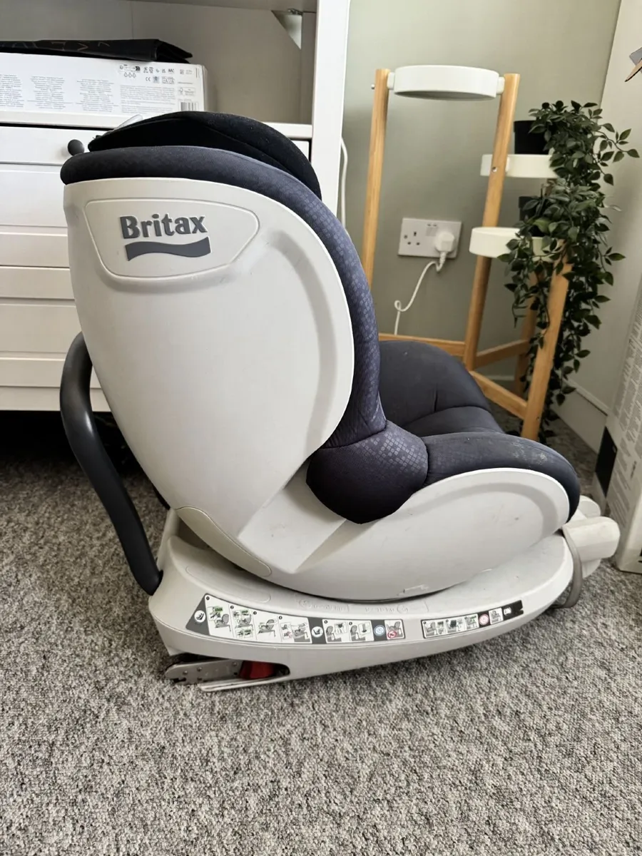 Britax Child Car Seat - Free - Image 1