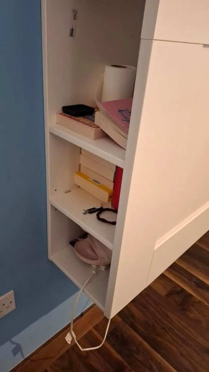 Headboard for double bed - Image 2