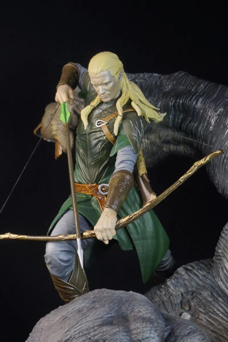 Lord of the Rings Statue Large with Extreme detail - Image 2