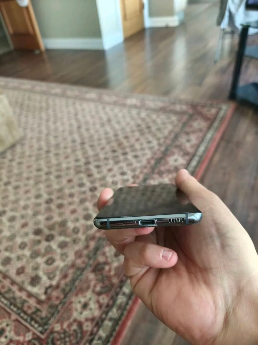 Samsung galaxy S20 - Image 3