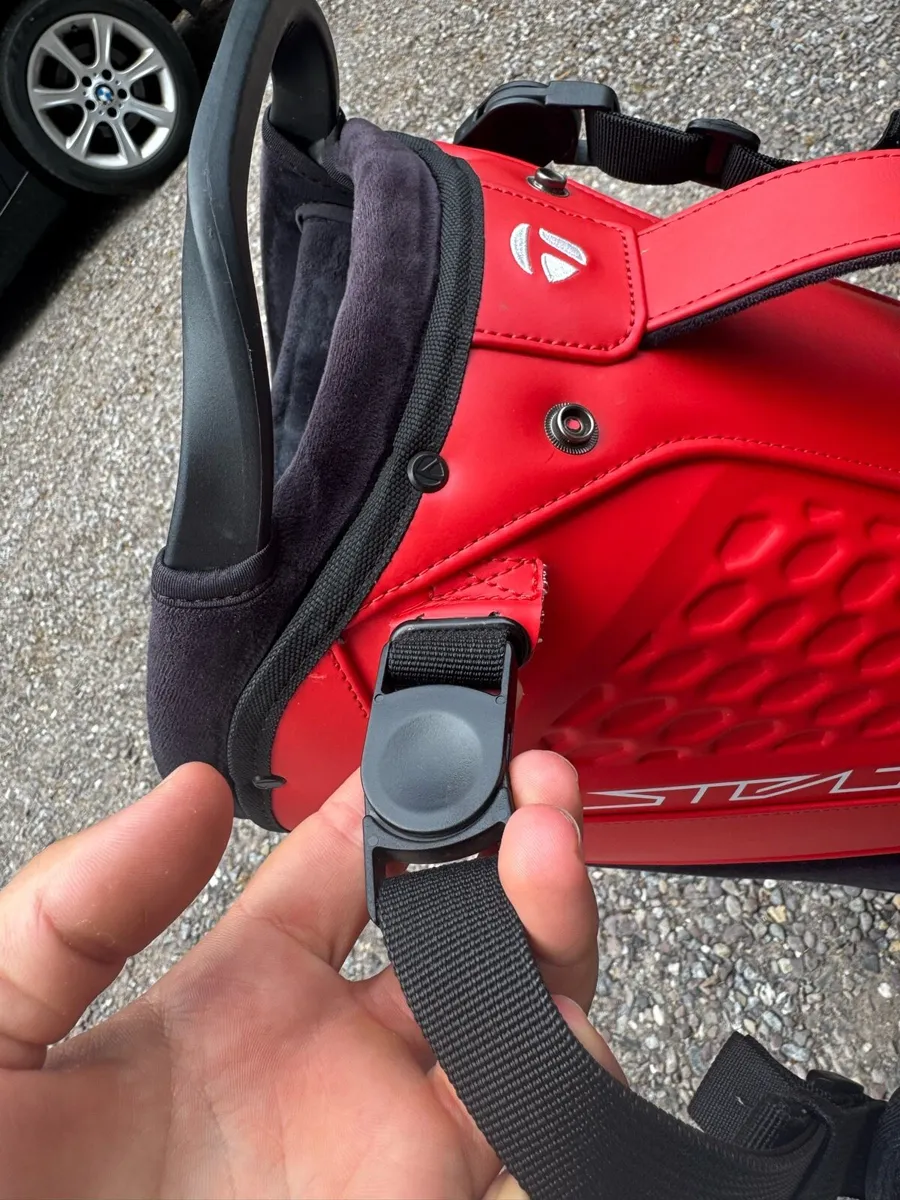 Taylormade golf bag - Image 4
