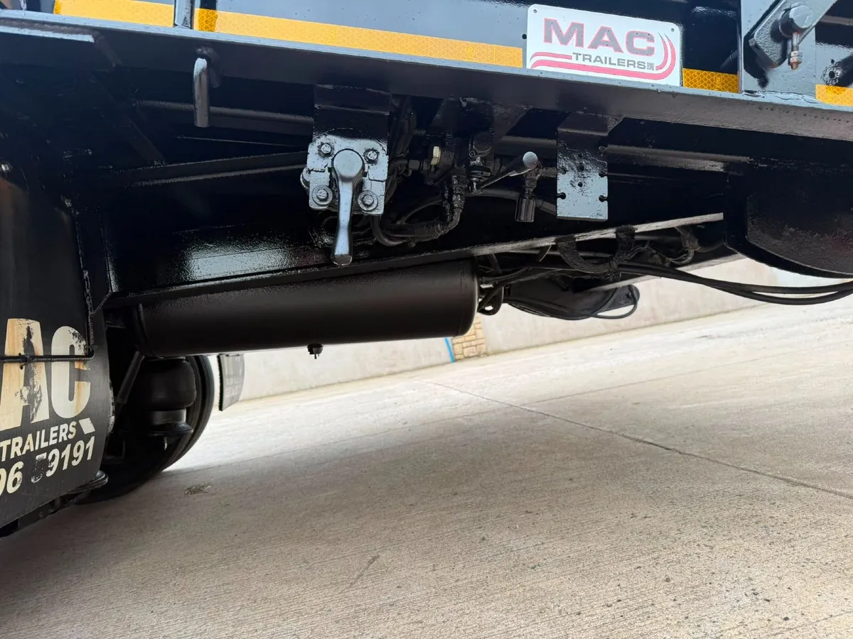 2014 MAC Tandem Axle Commercial Low Loader -19 Ton - Image 4