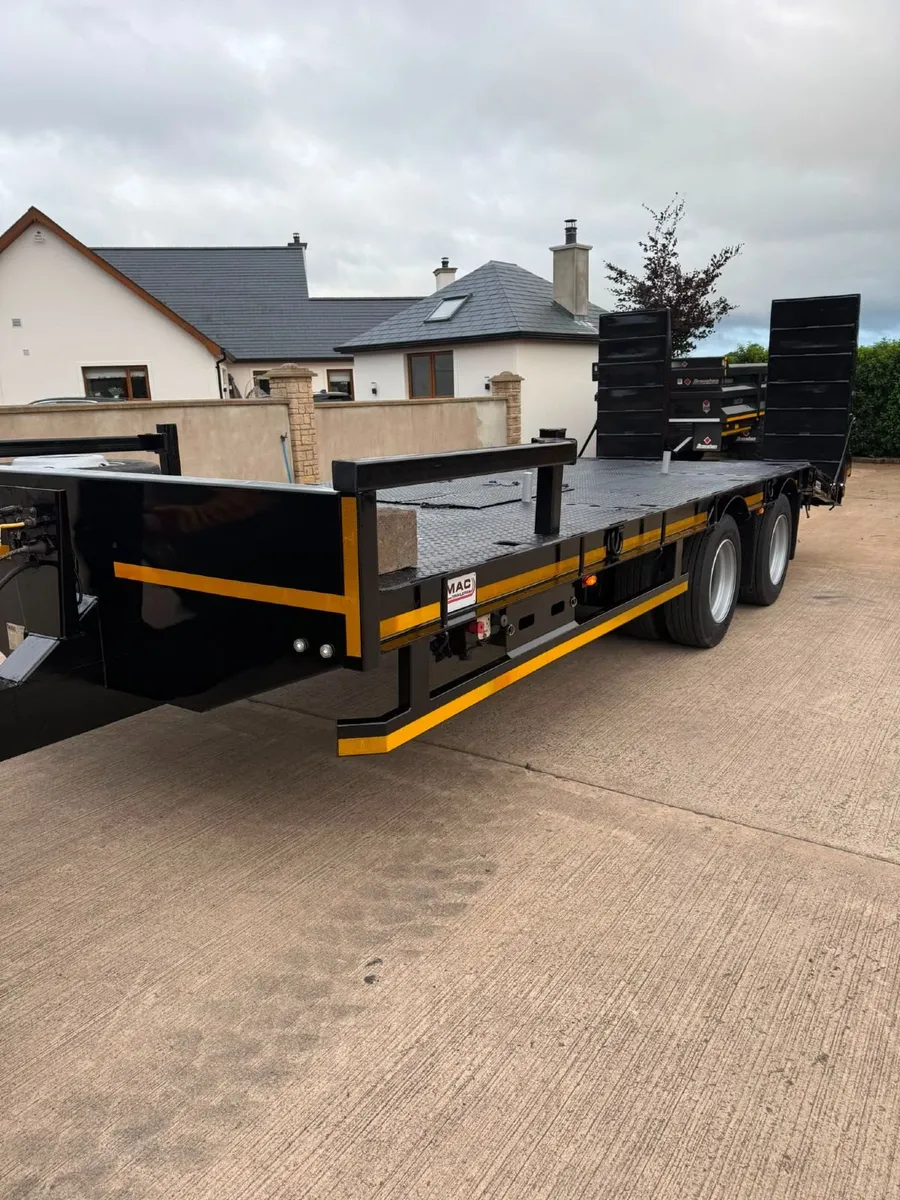 2014 MAC Tandem Axle Commercial Low Loader -19 Ton - Image 3