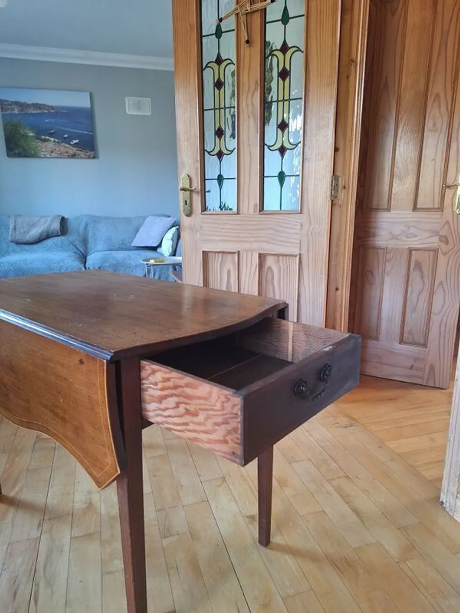 Pembroke Drop-Leaf Table - Image 2