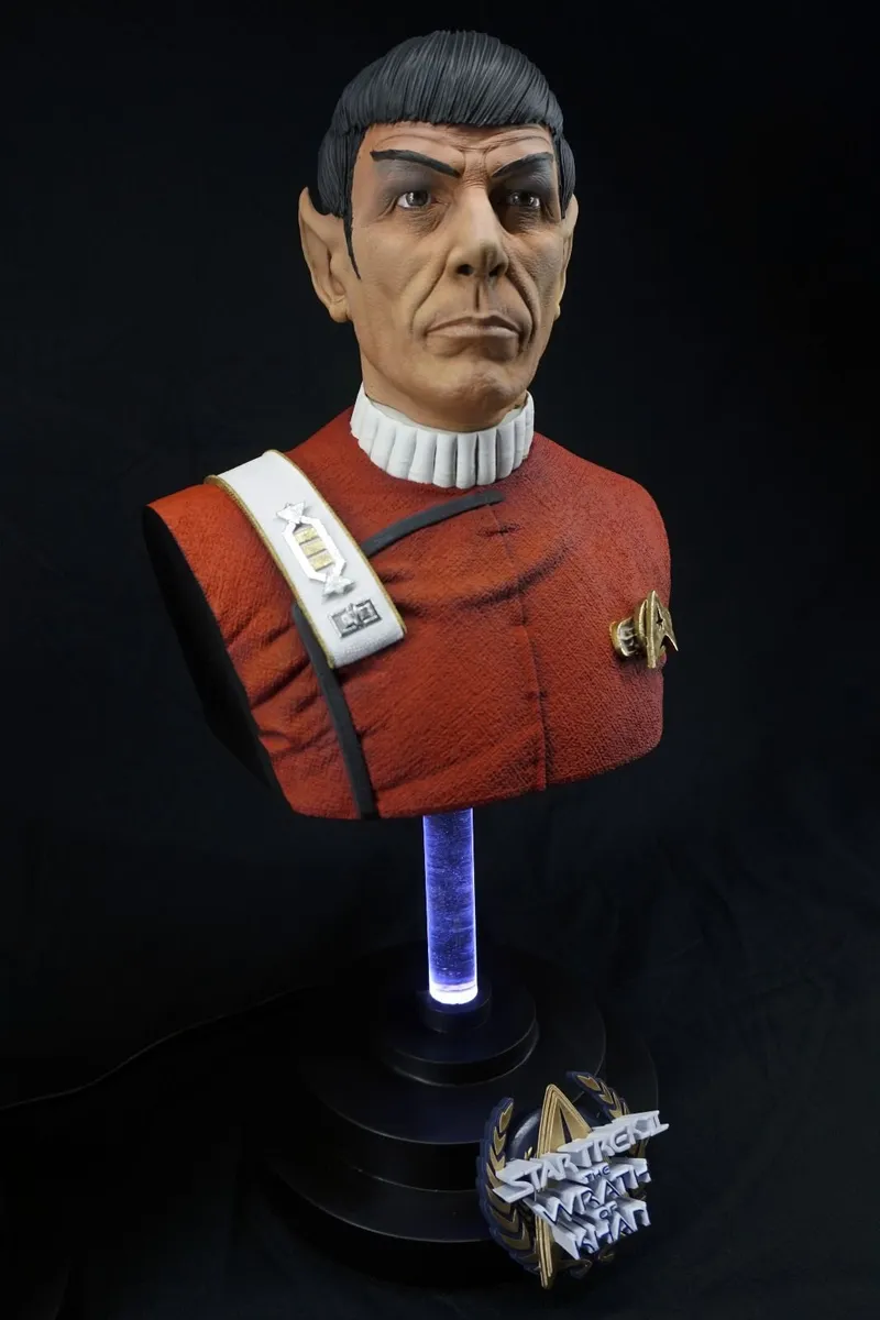 Star Trek Kirk & Spock Set Collectible 1/2 Scale - Image 3