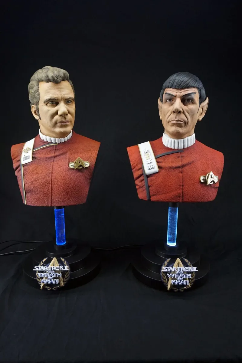 Star Trek Kirk & Spock Set Collectible 1/2 Scale - Image 1