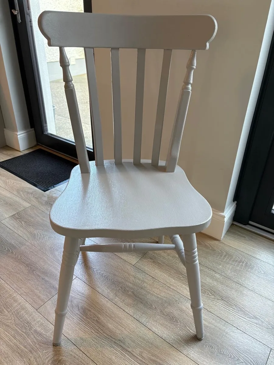 Kitchen table and 6 chairs - Image 3