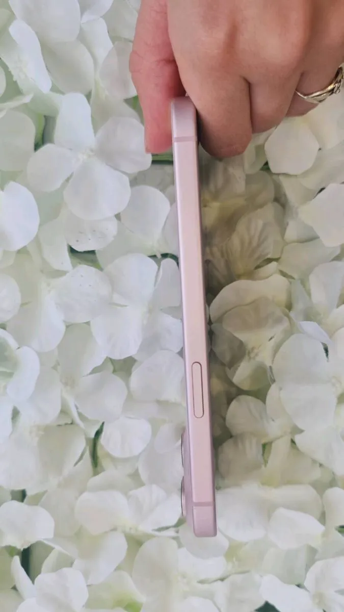IPHONE 15 128GB PREMIUM 1 YEAR WARRANTY - Image 2