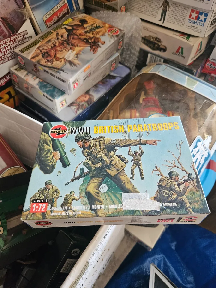 Airfix WW2 British Paratroopers