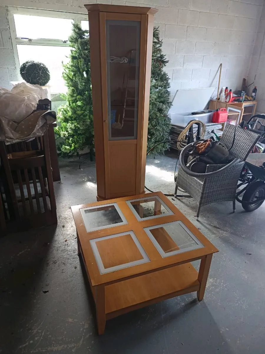 Coffee table and corner shelf set - Image 1