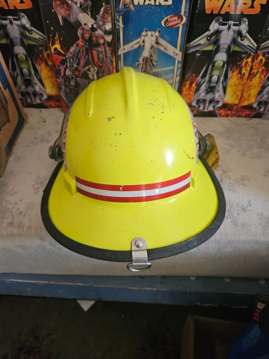 Vintage Australian Fire Fighter Helmet - Image 4