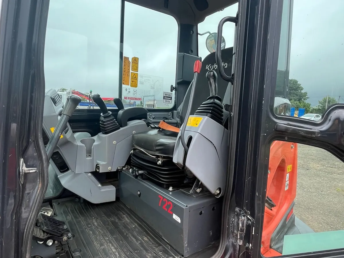 Kubota Kx057-4 Excavator 2019 - Image 2