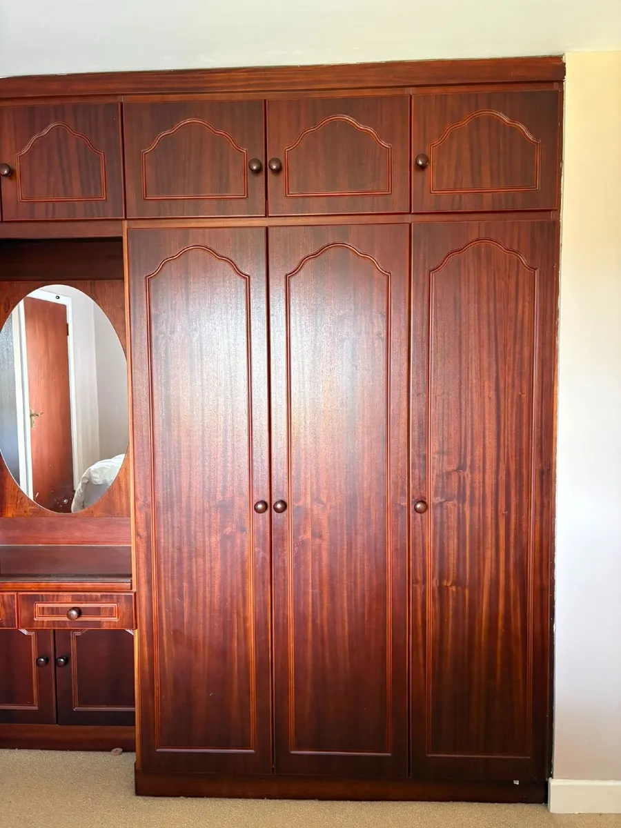 Wardrobes - Image 4