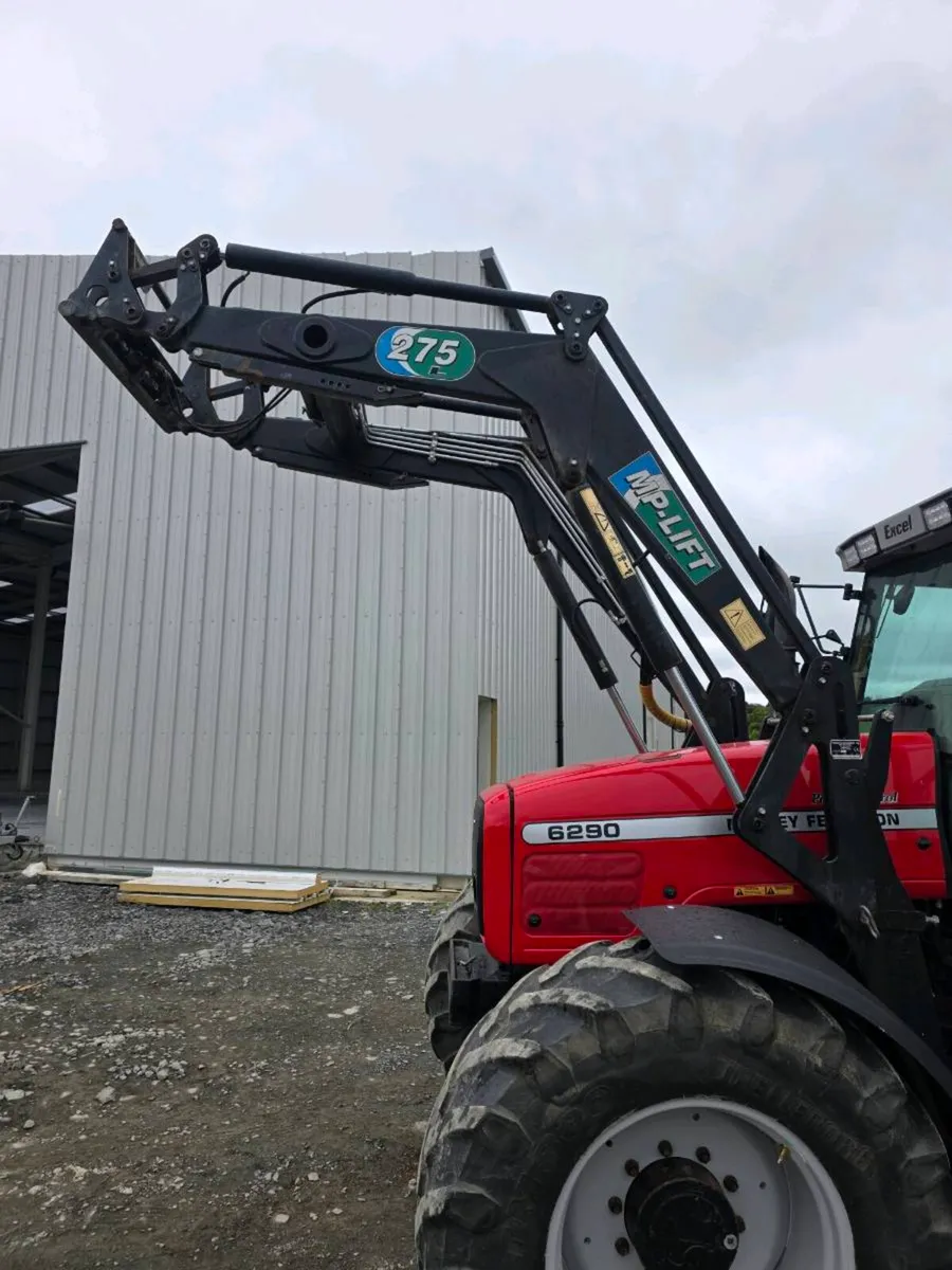 Loader for Massey Ferguson 6290 - Image 1