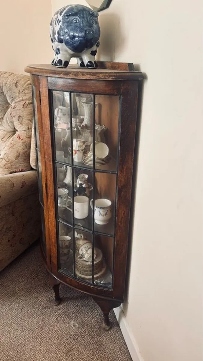Vintage China Cabinet - Image 3