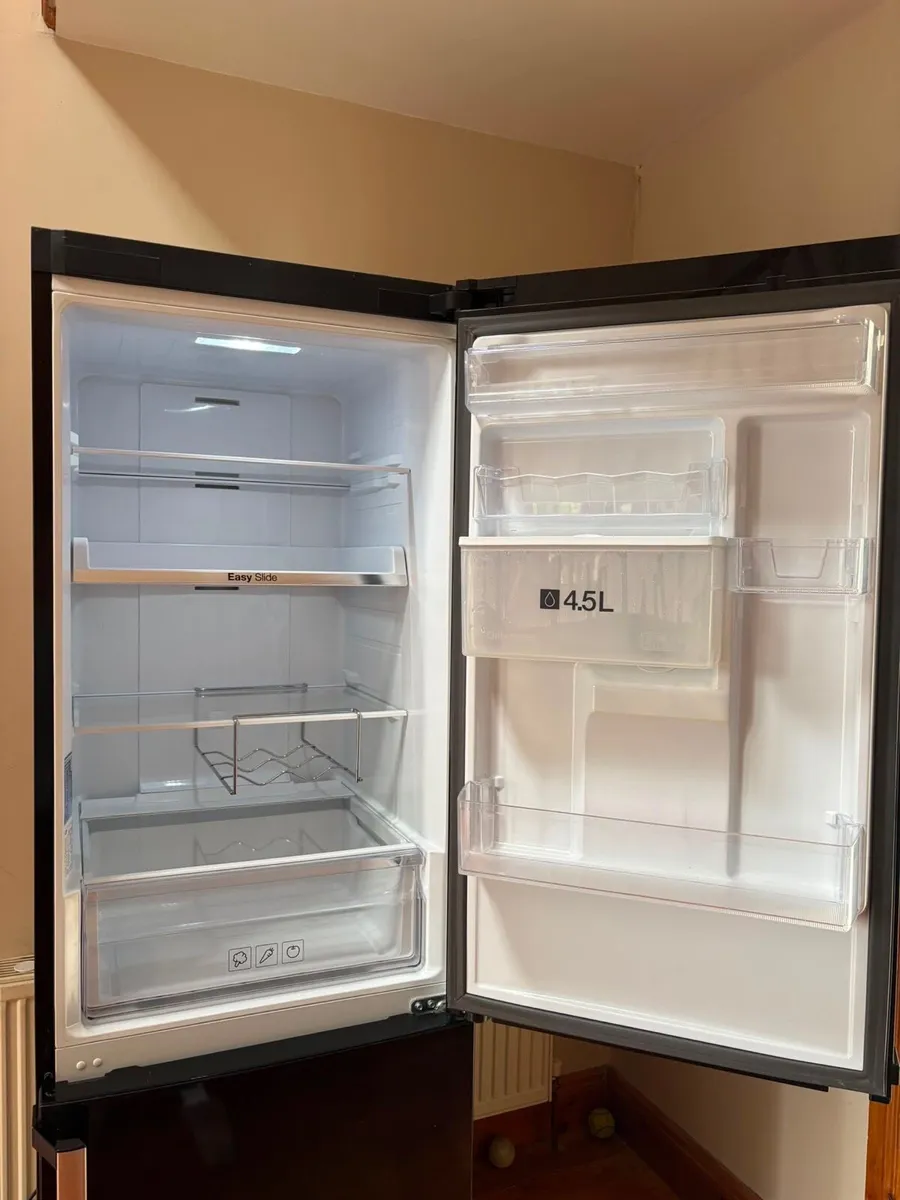 Samsung Fridge Freezer - Image 2