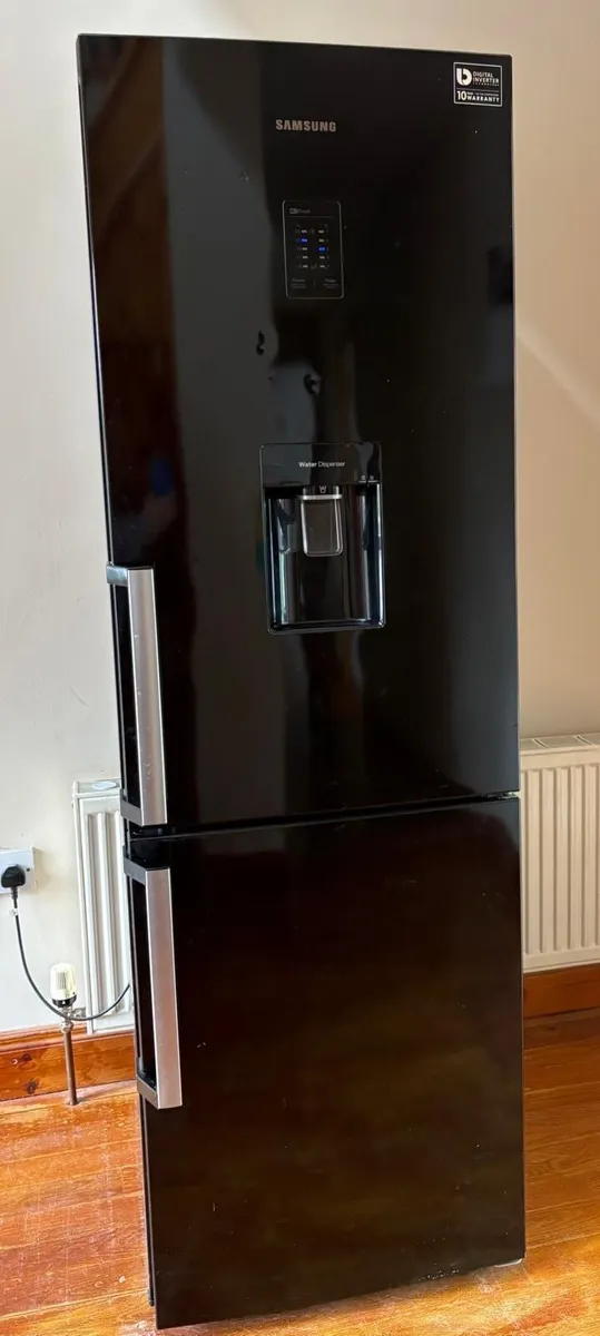 Samsung Fridge Freezer - Image 1