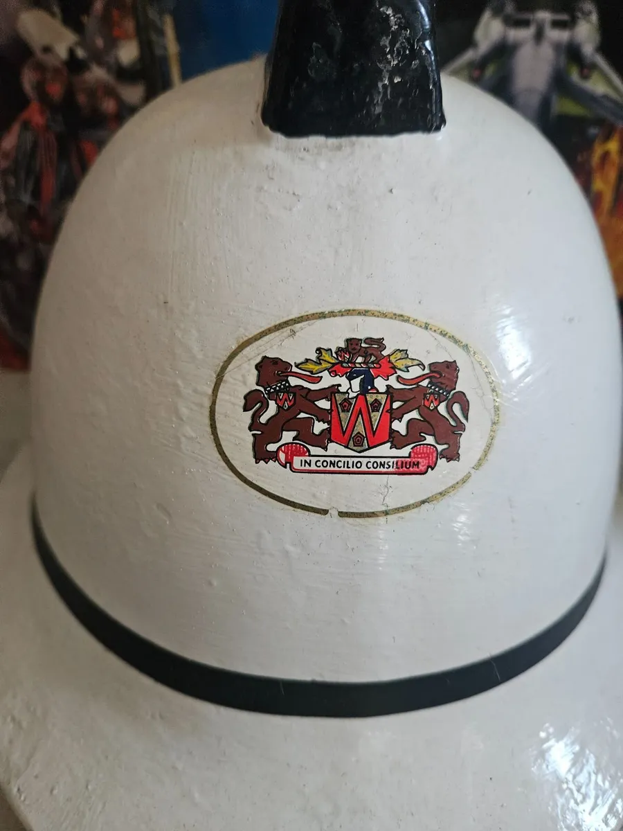 Vintage Fire Mans Helmet - Image 3