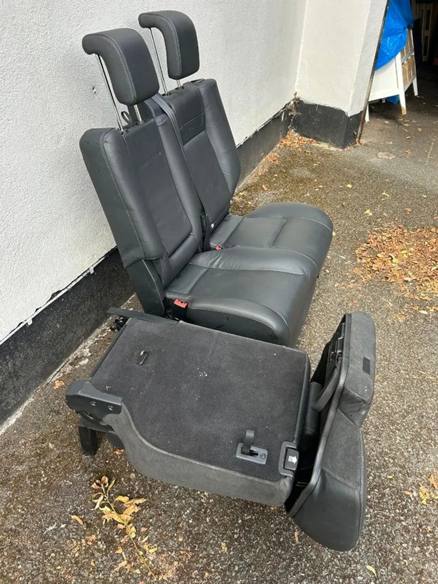 Seats for kids den (or adults!) - Image 2