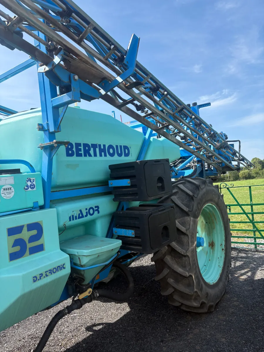 Berthoud Trailed Sprayer - Image 2