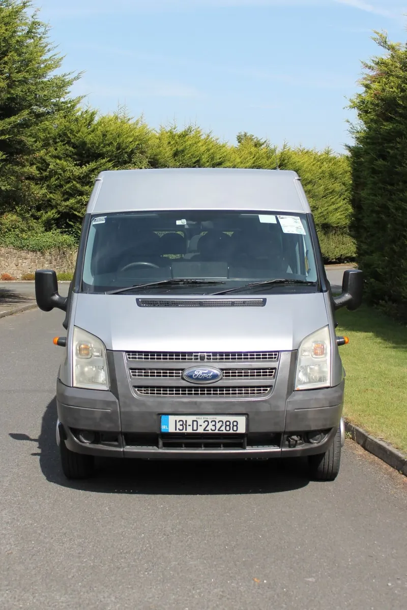 Mini Bus Ford Transit 2013  ****FRESH CVRT**** - Image 2