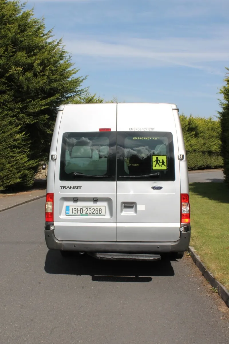 Mini Bus Ford Transit 2013  ****FRESH CVRT**** - Image 3