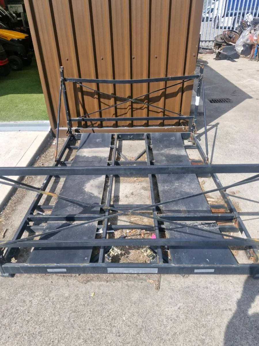 Steel pallet - Image 2