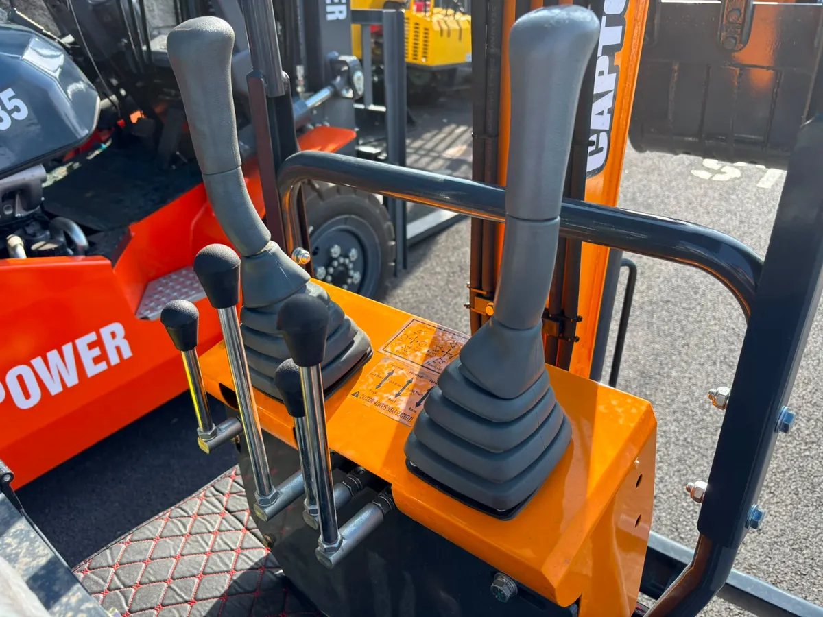 For Sale: 2026 Captock  CK130D Mini Diggers - Image 3