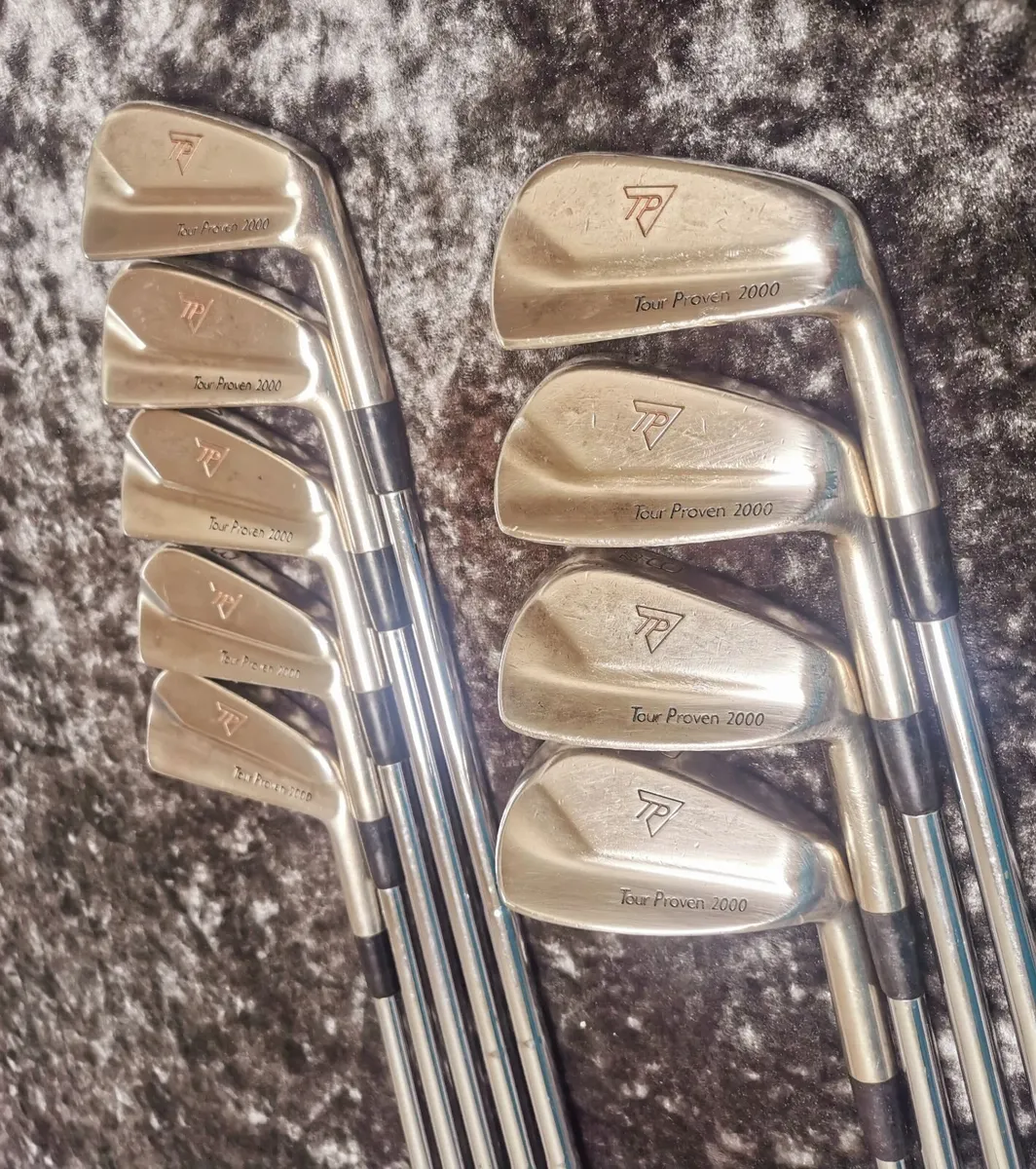 Mizuno Nickel TP 2000 Irons - Image 1
