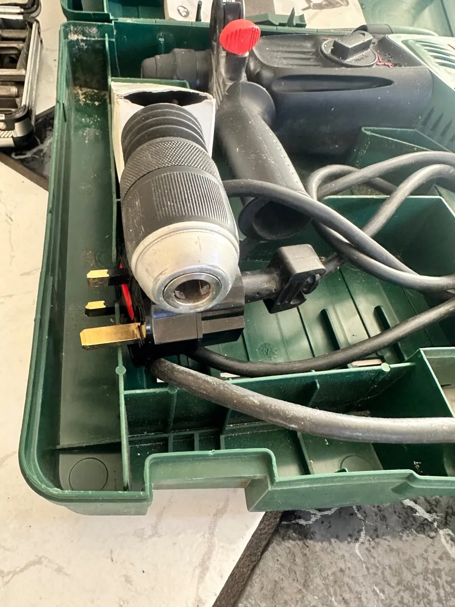 Bosch PBH 3000 FRE   Combi hammer - hammer drill. - Image 3