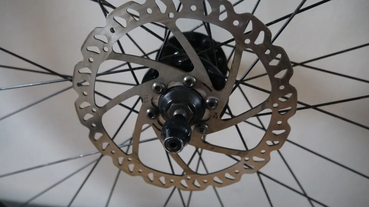 26" front Giant Disc wheel - New tyre and tube - Image 3