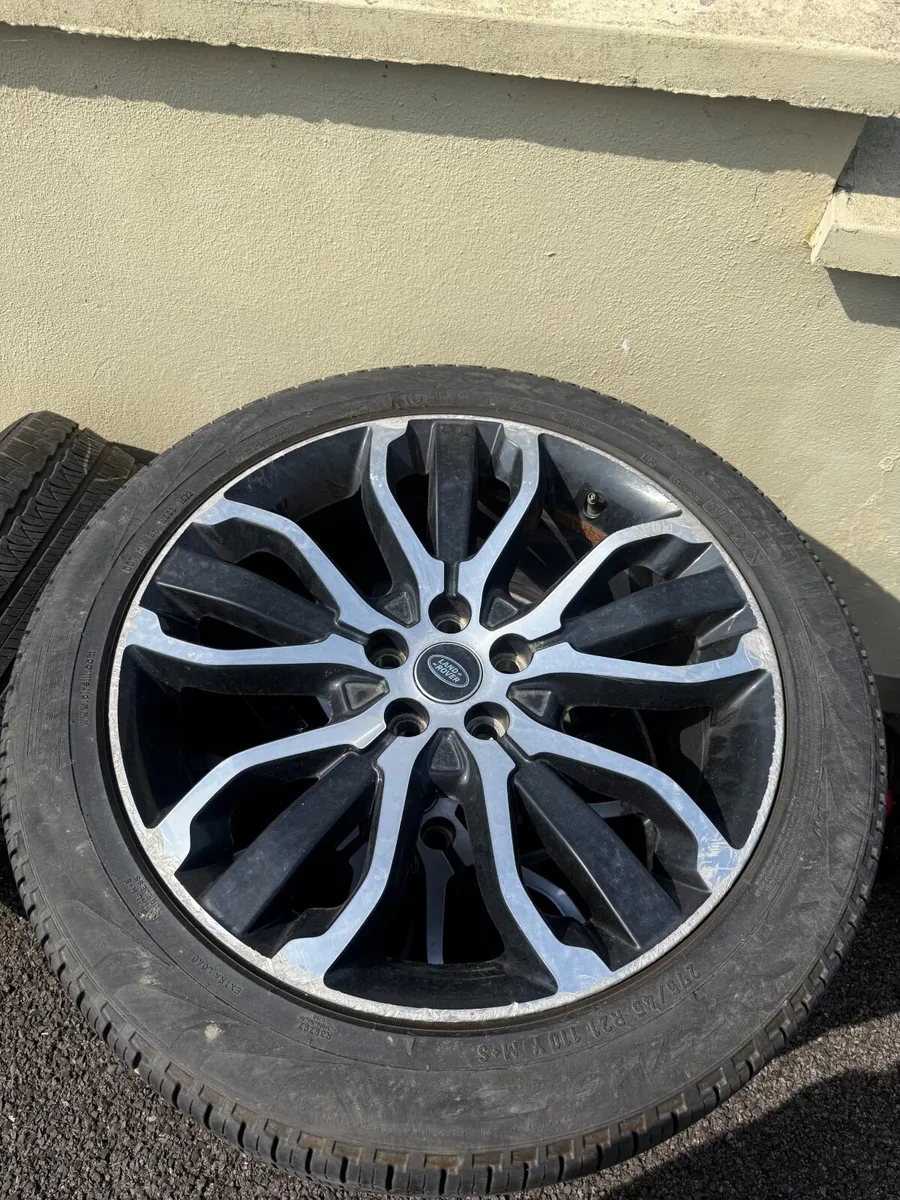 Range Rover sport alloys - Image 2