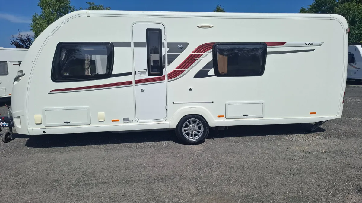 Swift Elegance 570 Caravan - Image 1