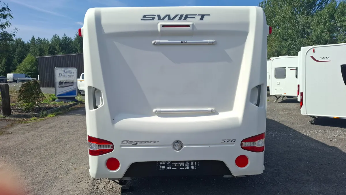 Swift Elegance 570 Caravan - Image 4