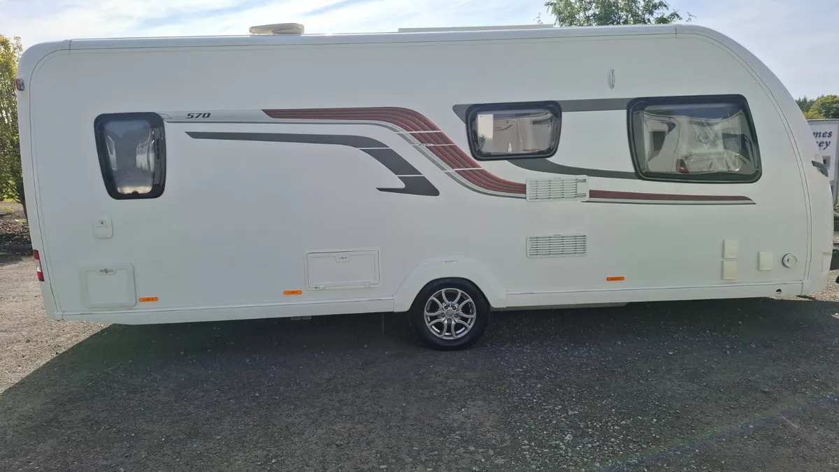 Swift Elegance 570 Caravan - Image 3