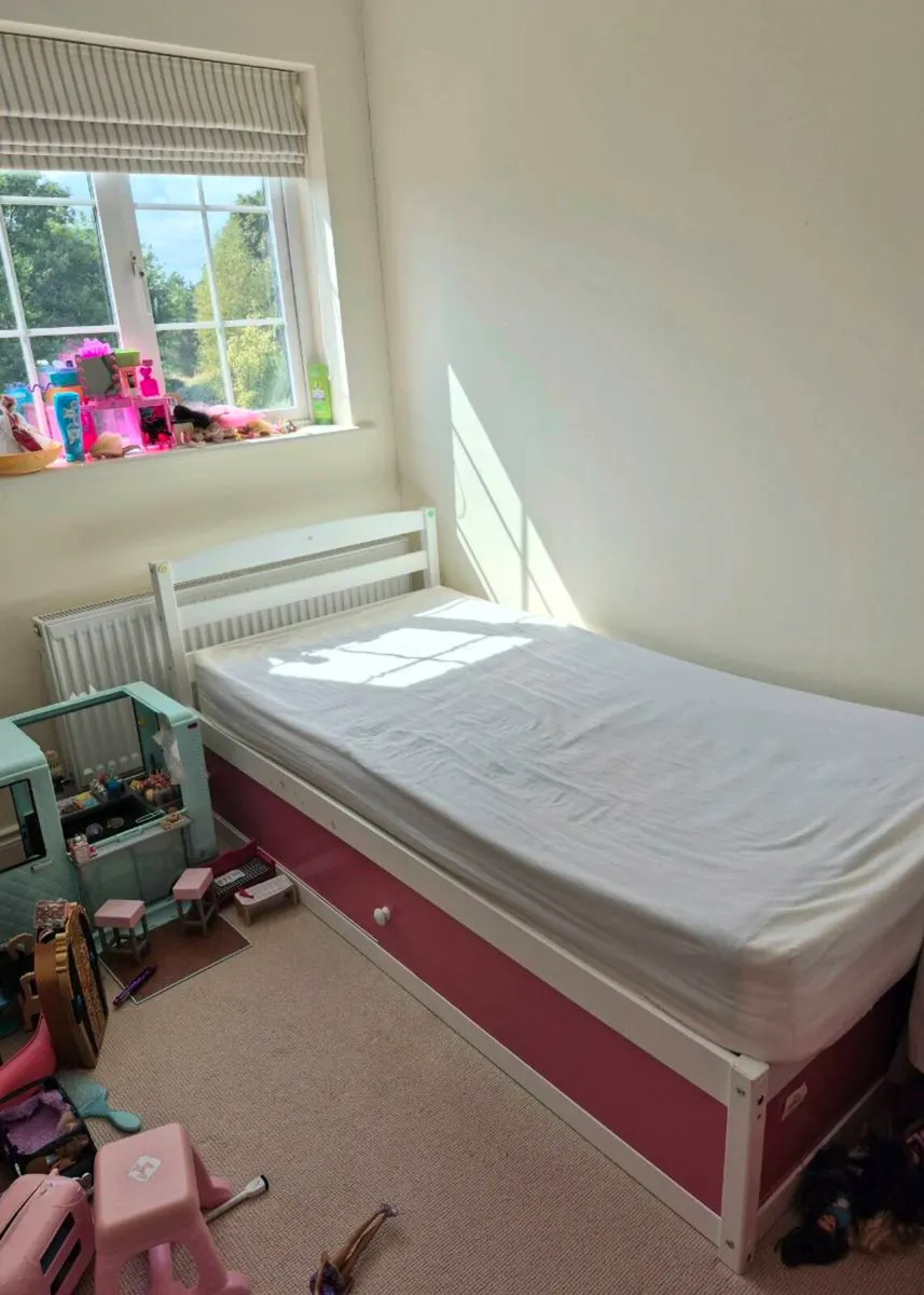 Single bed