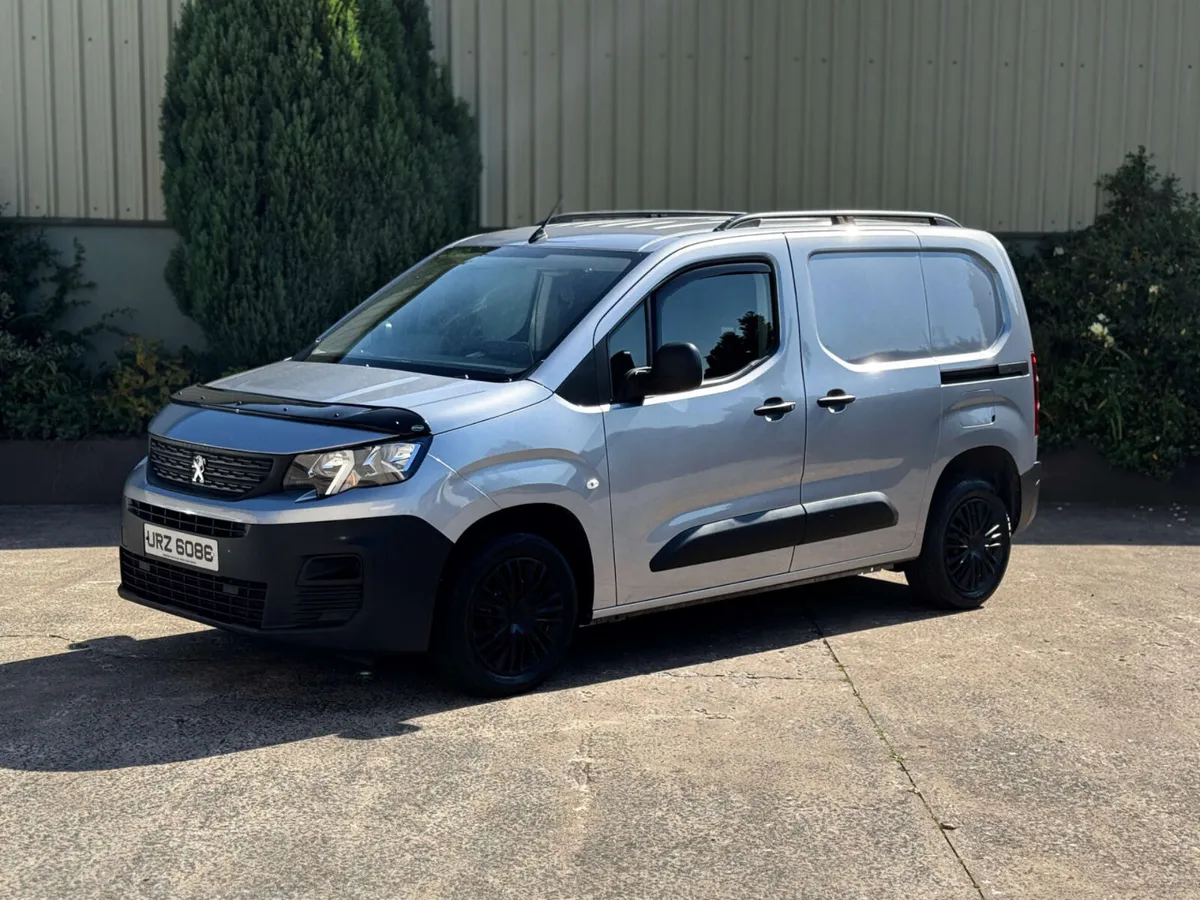 Peugeot Partner 2023, Low VRT, NI Vehicle, 1 Owner - Image 4