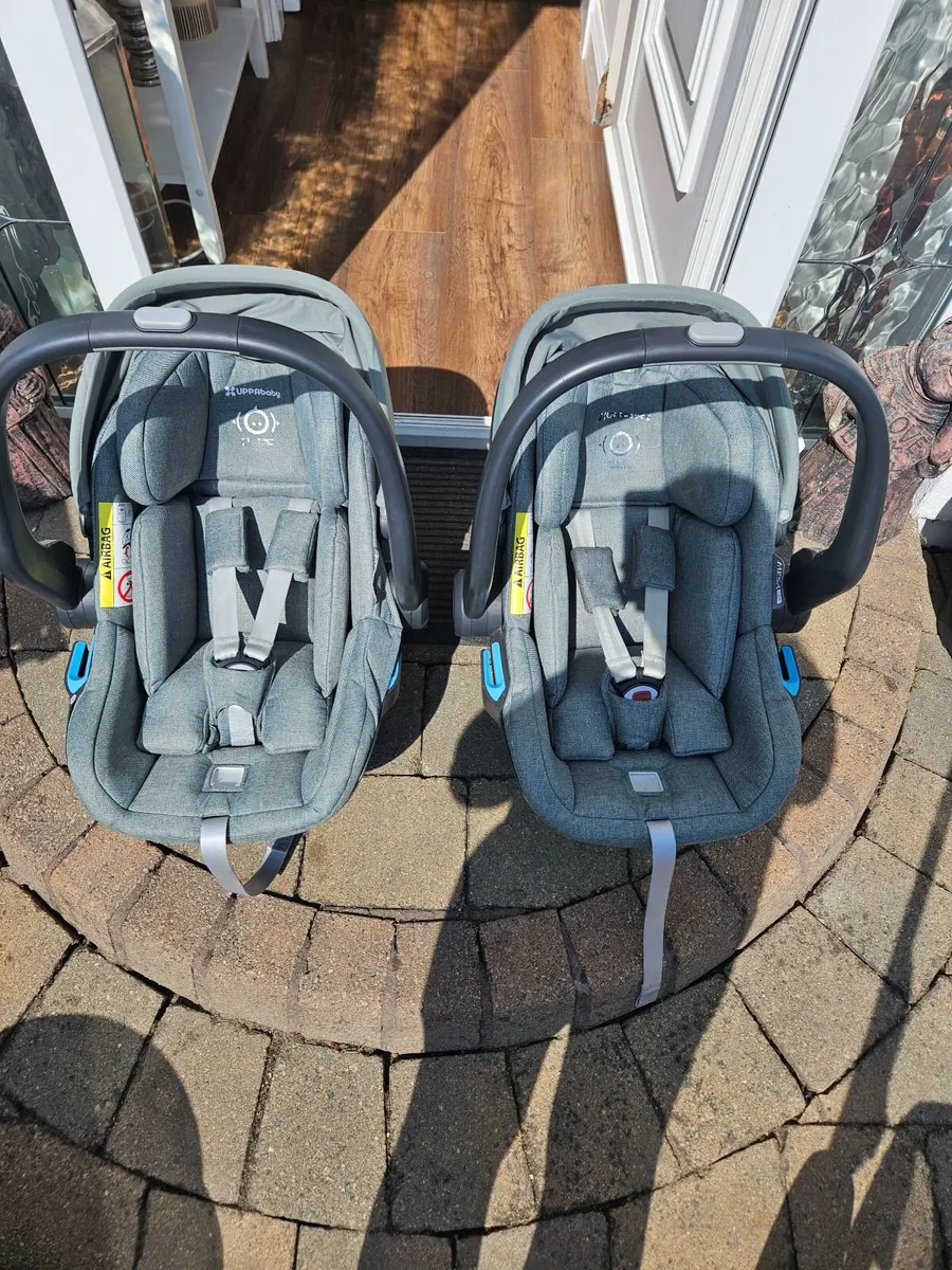 UPPAbaby Vista V2 twin buggy - Image 3